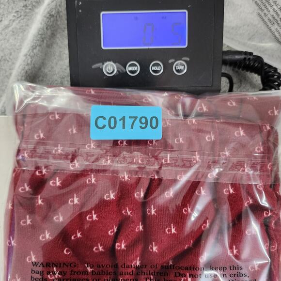 Calvin Klein Pajama Pants Womens M Red White All Over Logo Fleece Jogger Lounge - Picture 9 of 9